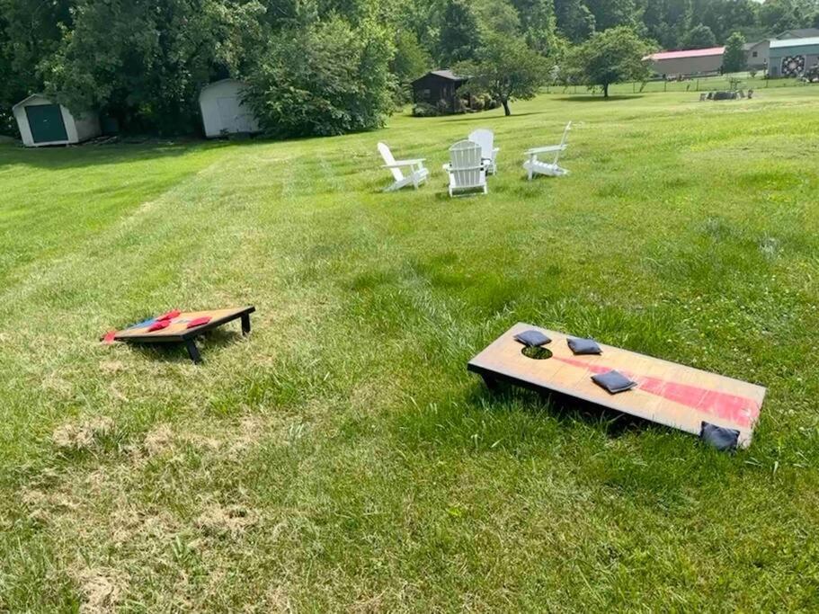 Bears Valley Inn - Great Location! - Peaceful, Children And Dog Friendly Retreat - Less Than 15 Min To All Attractions - Private Pool Club & Fishing Hole - Game Room With Tv Sevierville Εξωτερικό φωτογραφία