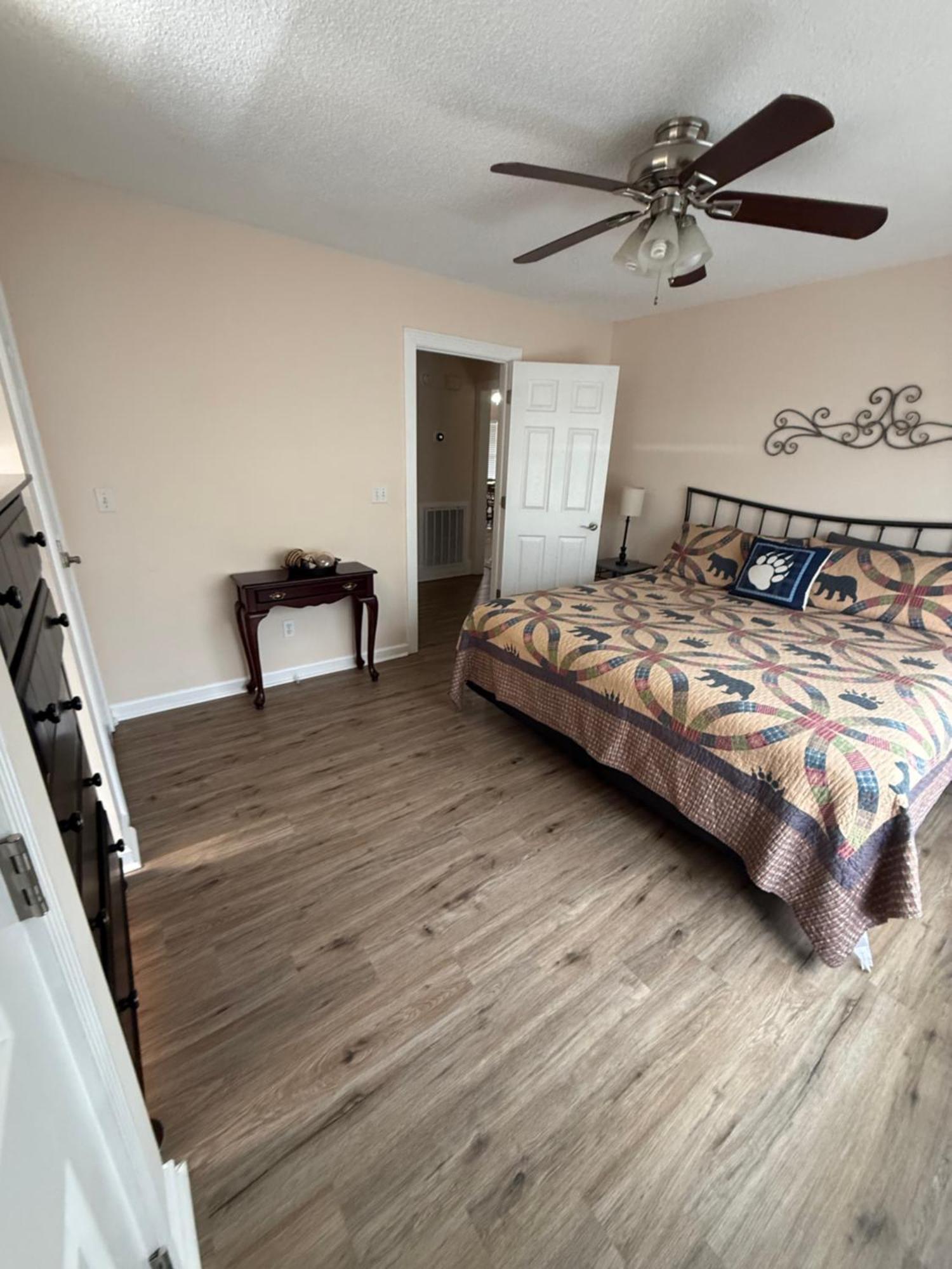 Bears Valley Inn - Great Location! - Peaceful, Children And Dog Friendly Retreat - Less Than 15 Min To All Attractions - Private Pool Club & Fishing Hole - Game Room With Tv Sevierville Εξωτερικό φωτογραφία