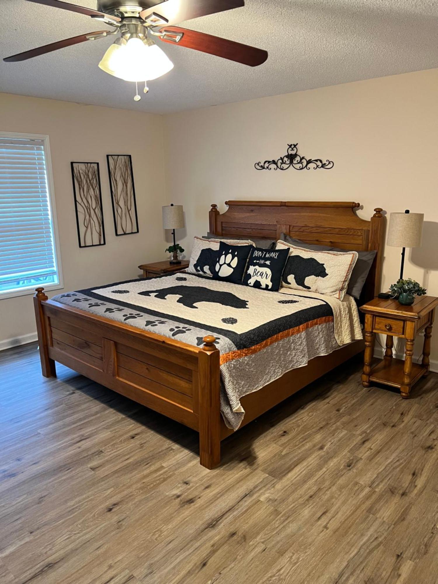 Bears Valley Inn - Great Location! - Peaceful, Children And Dog Friendly Retreat - Less Than 15 Min To All Attractions - Private Pool Club & Fishing Hole - Game Room With Tv Sevierville Εξωτερικό φωτογραφία